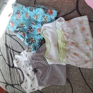 Pjamamas size 12 months